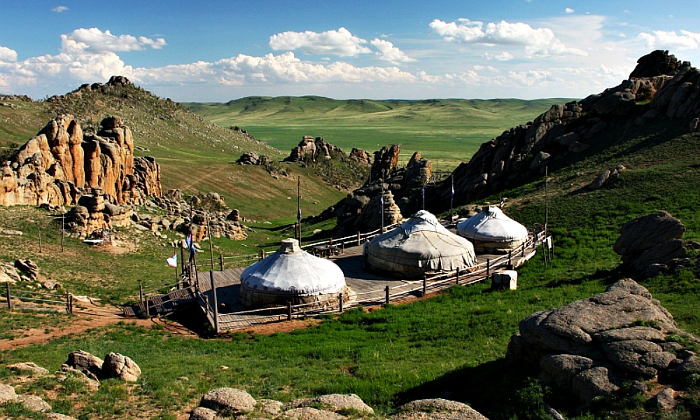 mongolia - a land of steppes and warm hospitality